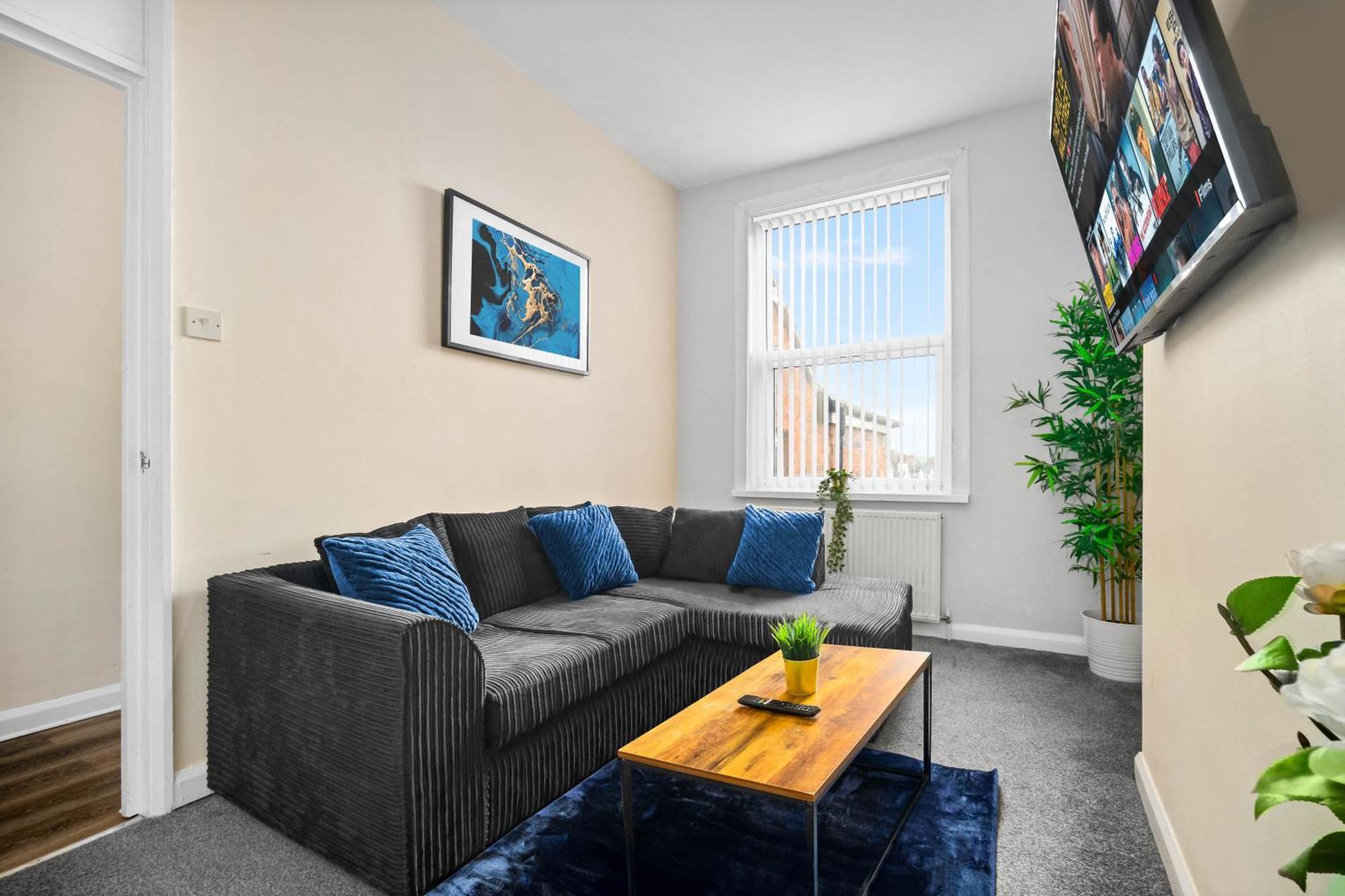 ווסט ברומוויץ' Two Bedroom Apartment - Single Beds - Accommodates 3 - Street Parking - Top Rated -Wbb מראה חיצוני תמונה